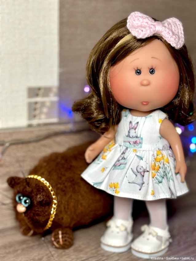 Девочка и кот… — Куклы Nines d'Onil (Нинес): Миа (Mia)