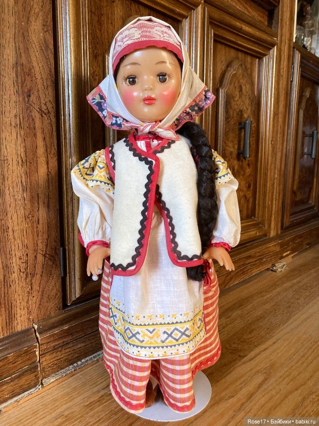 Фабрика 8-е Марта серия "Народный костюм"