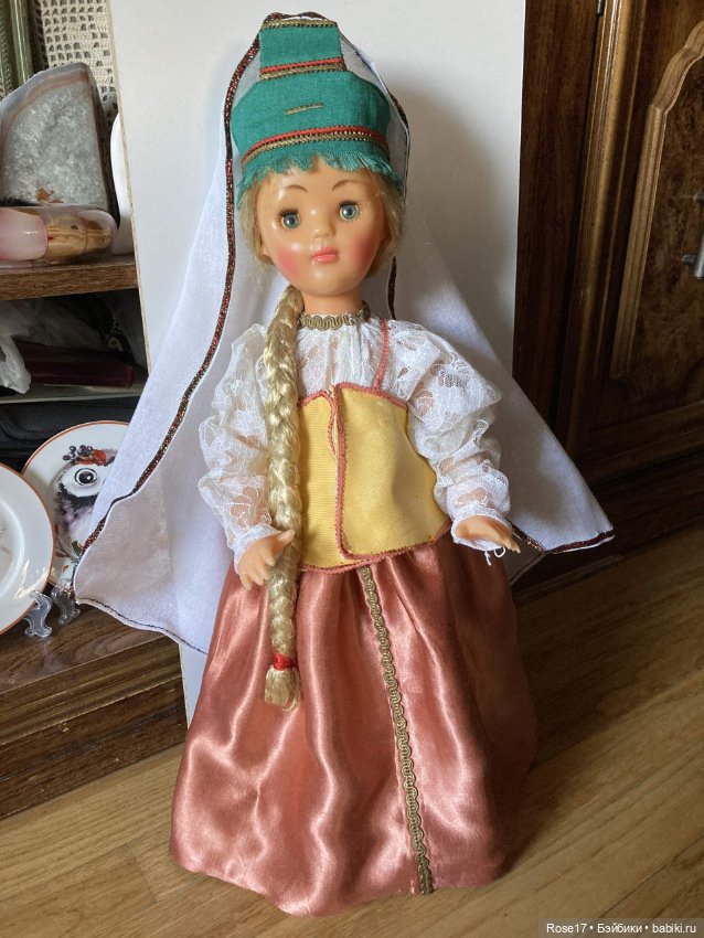 Фабрика 8-е Марта серия "Народный костюм"