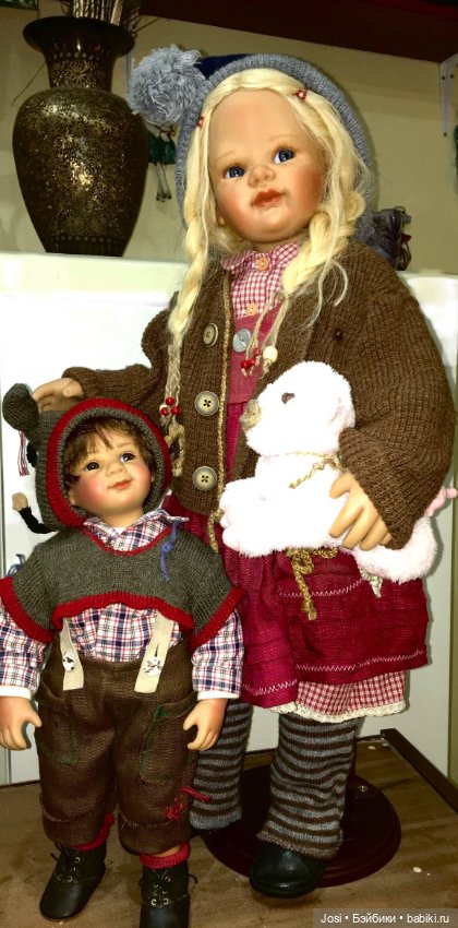 Куколки собираются на выставку