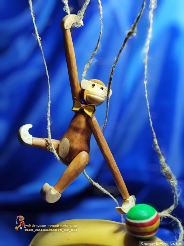 Игривая обезьянка 🐒🐒😊 — Авторские игрушки из дерева: резьба (фото 10)