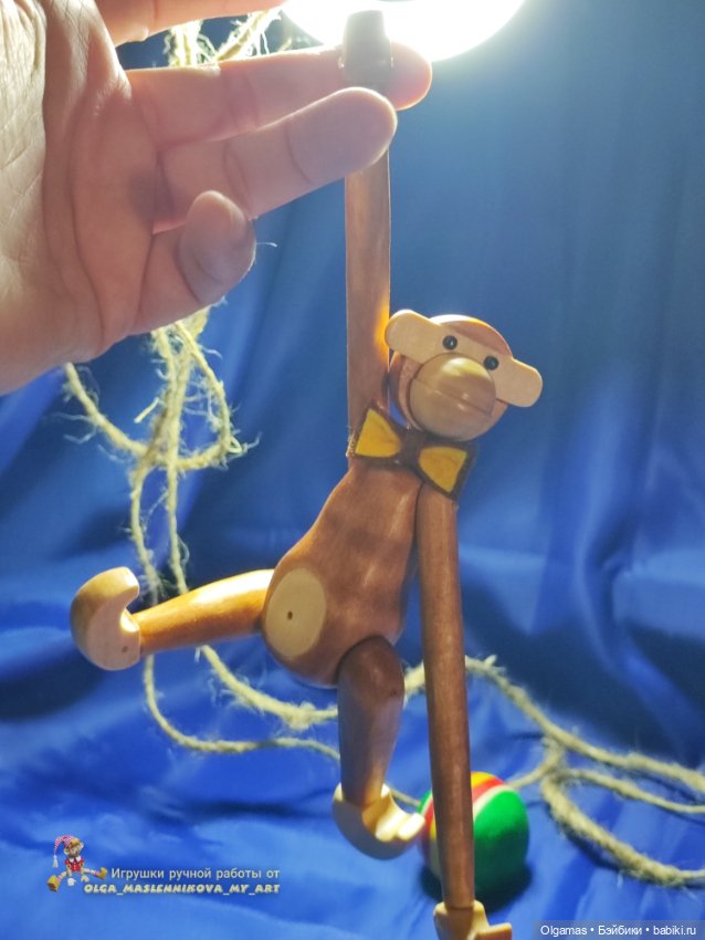 Игривая обезьянка 🐒🐒😊 — Авторские игрушки из дерева: резьба (фото 2)