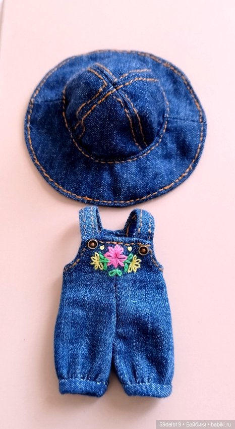 Новый джинсовый наряд для баболи Маи