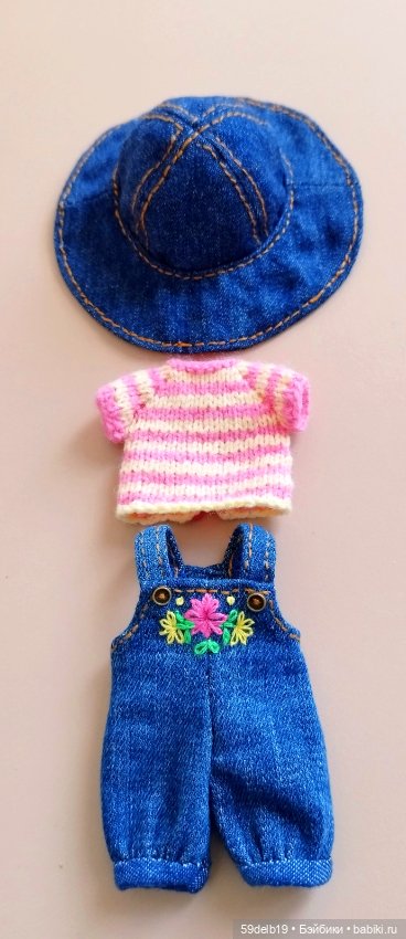 Новый джинсовый наряд для баболи Маи