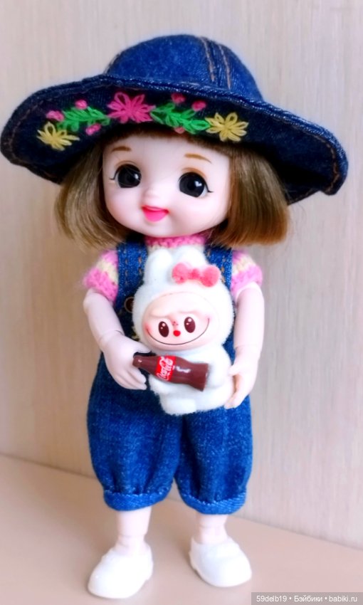 Новый джинсовый наряд для баболи Маи