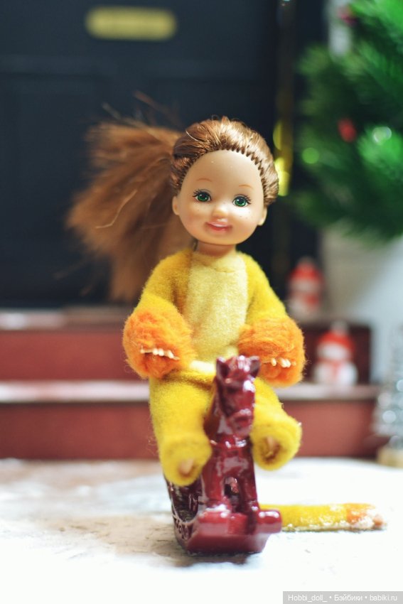 Встречая праздник у своей двери (фото 10)