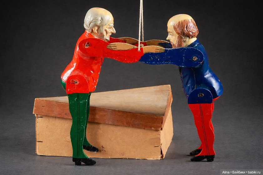 «Борцы» из Зоннеберга — Антикварные игрушки и домики: елочные украшения (фото 3)