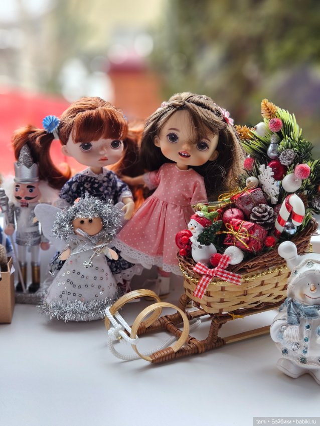 Три непоседы у окна — Куклы Xiaomi Monst (Сяоми) и Pipitom: шарнирные (фото 7)