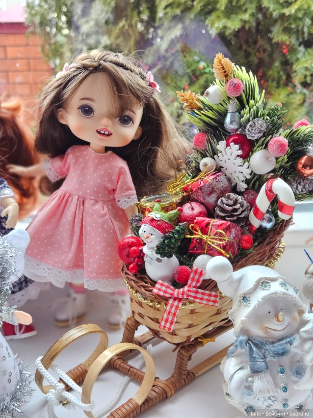 Три непоседы у окна — Куклы Xiaomi Monst (Сяоми) и Pipitom: шарнирные (фото 9)