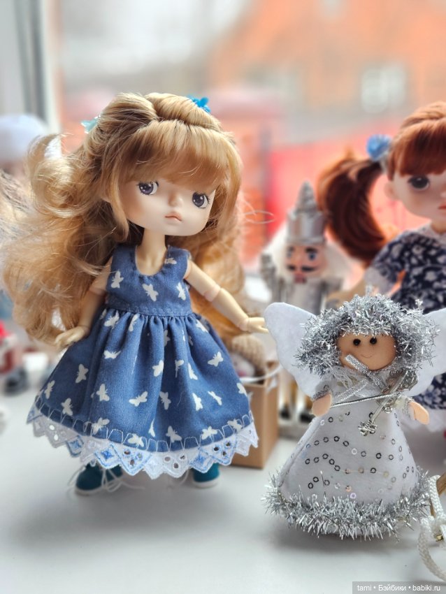 Три непоседы у окна — Куклы Xiaomi Monst (Сяоми) и Pipitom: шарнирные (фото 6)