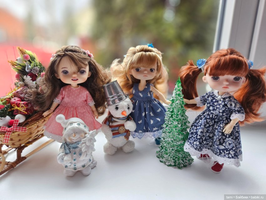 Три непоседы у окна — Куклы Xiaomi Monst (Сяоми) и Pipitom: шарнирные (фото 8)