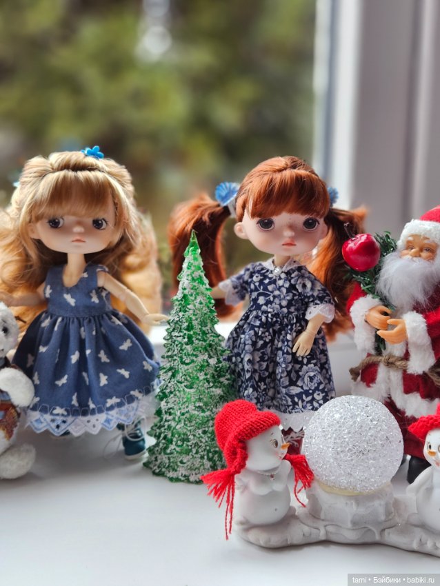 Три непоседы у окна — Куклы Xiaomi Monst (Сяоми) и Pipitom: шарнирные