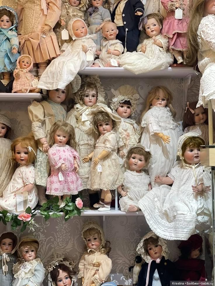 Прелестные создания — Всё об антикварных куклах: история