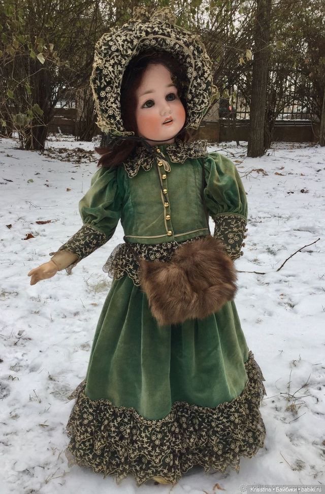 Наряды для антикварных кукол