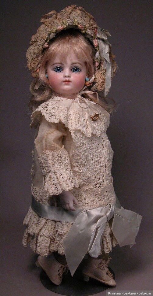 Наряды для антикварных кукол, часть вторая