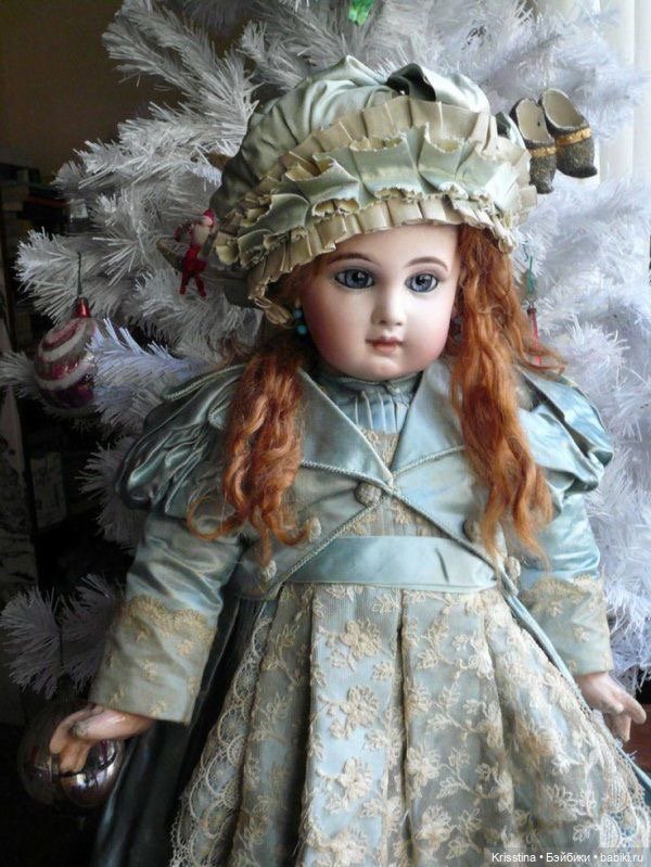 Наряды для антикварных кукол