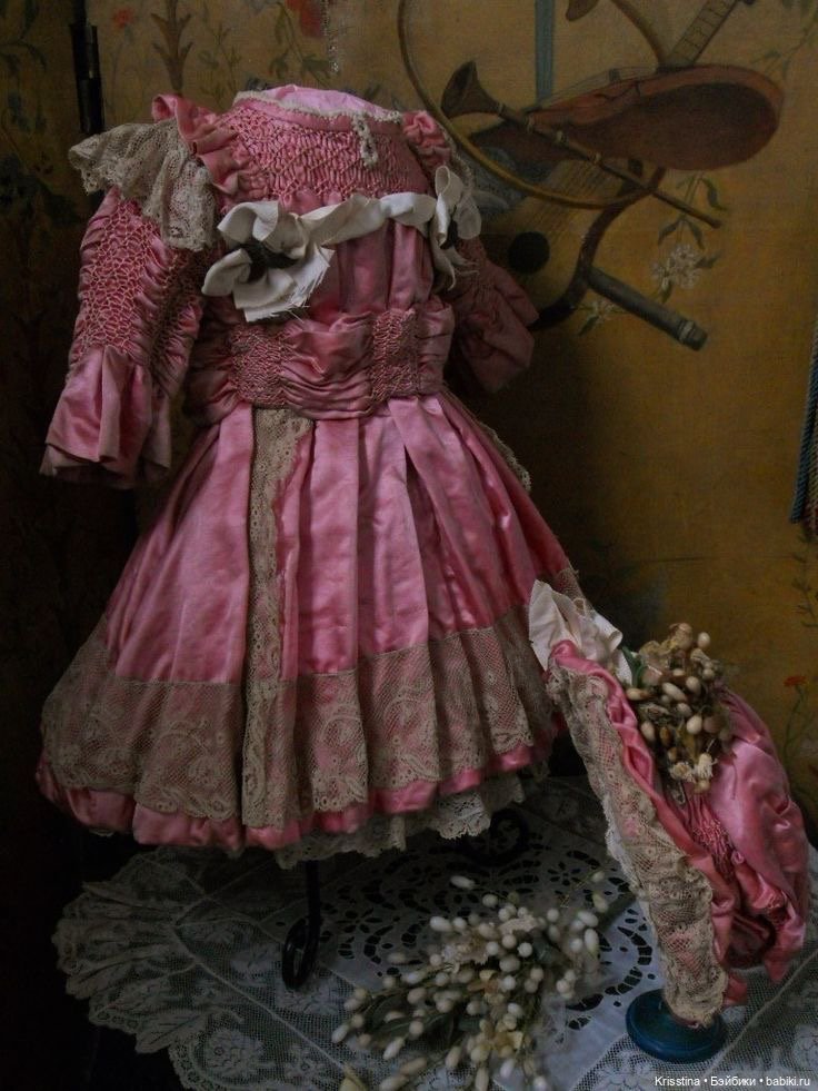 Наряды для антикварных кукол, часть вторая