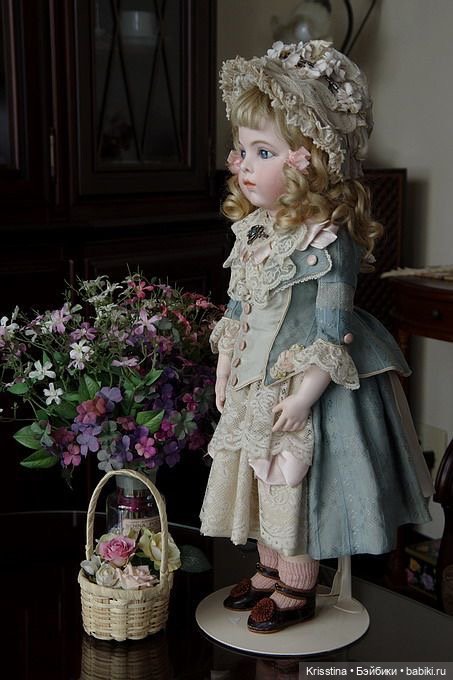 Наряды для антикварных кукол