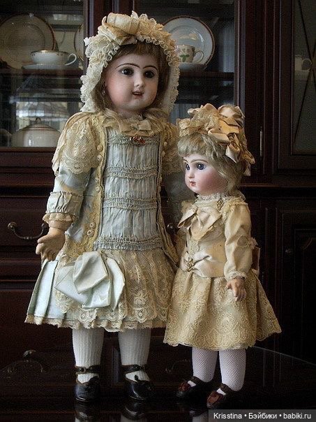 Наряды для антикварных кукол