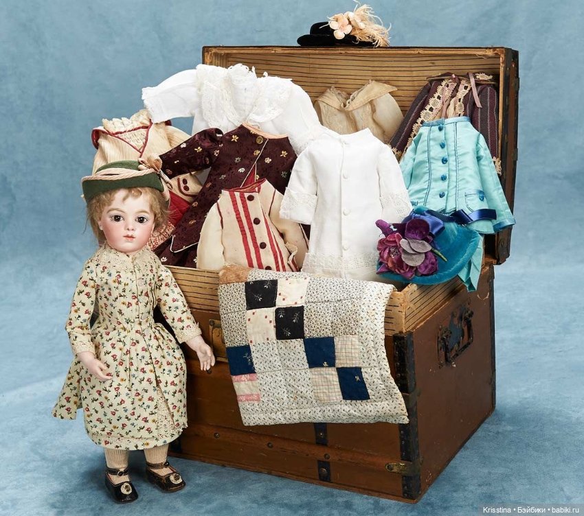 Аксессуары для антикварных кукол