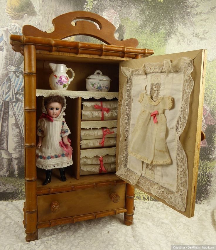 Аксессуары для антикварных кукол