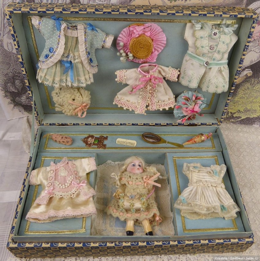 Аксессуары для антикварных кукол