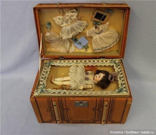 Аксессуары для антикварных кукол