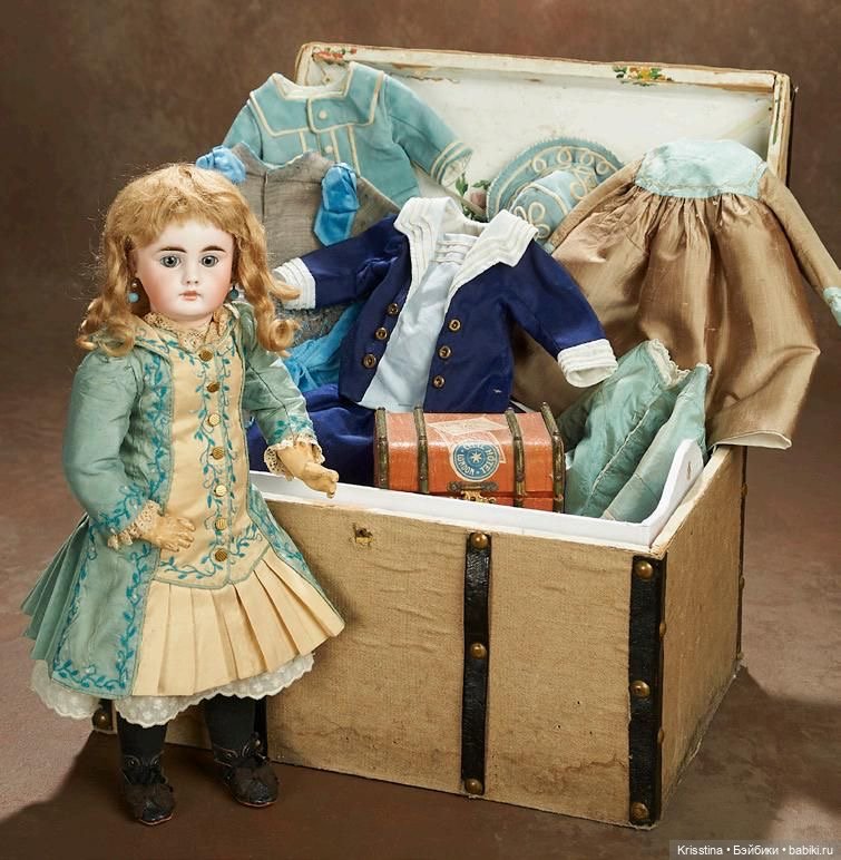 Аксессуары для антикварных кукол