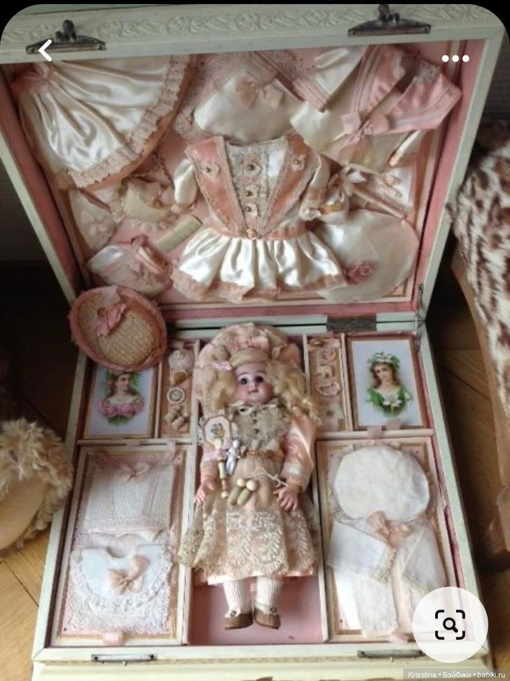 Аксессуары для антикварных кукол