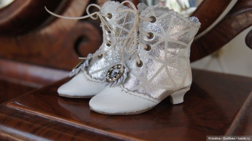 Обувь для антикварных кукол