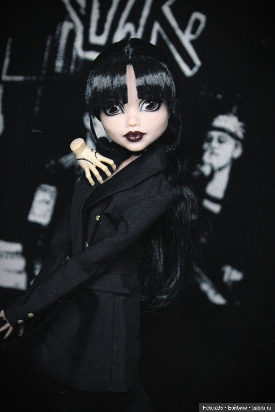 Monster high Wednesday. Моя первая МХ (фото 5)