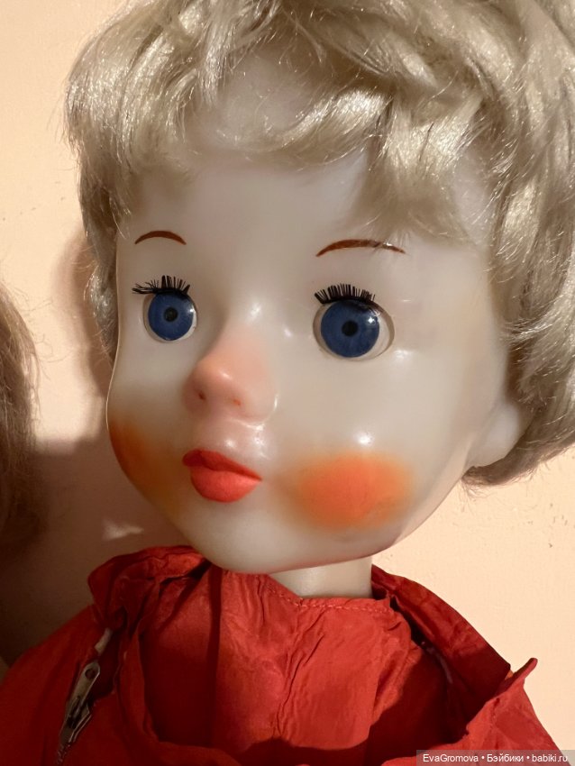 Кукла «Нина» (СССР, фабрика «Кругозор»): костюмы, датировка и цены — где факты, а где мифы (фото 8)