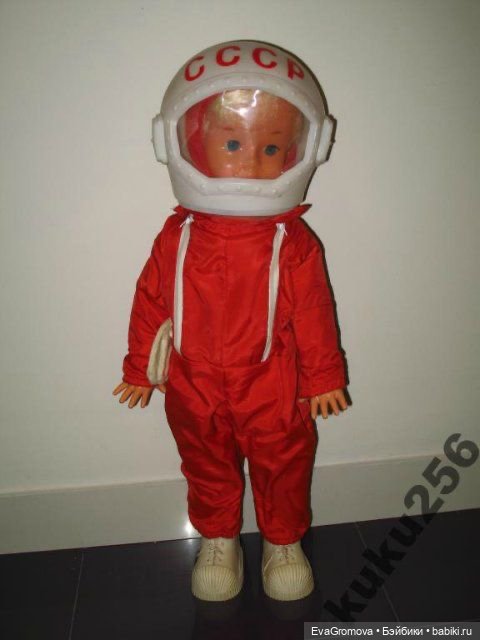 Кукла «Нина» (СССР, фабрика «Кругозор»): костюмы, датировка и цены — где факты, а где мифы