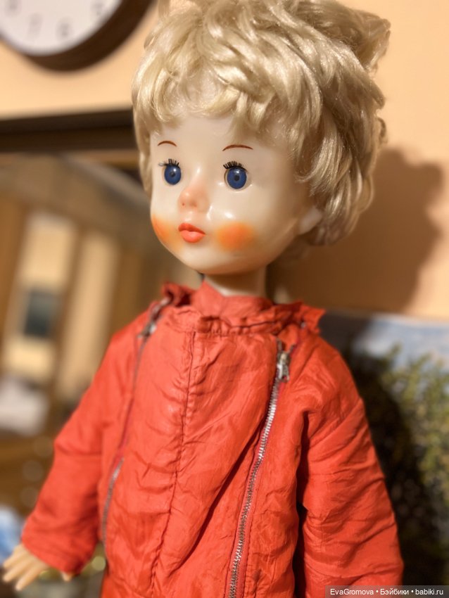 Кукла «Нина» (СССР, фабрика «Кругозор»): костюмы, датировка и цены — где факты, а где мифы (фото 3)