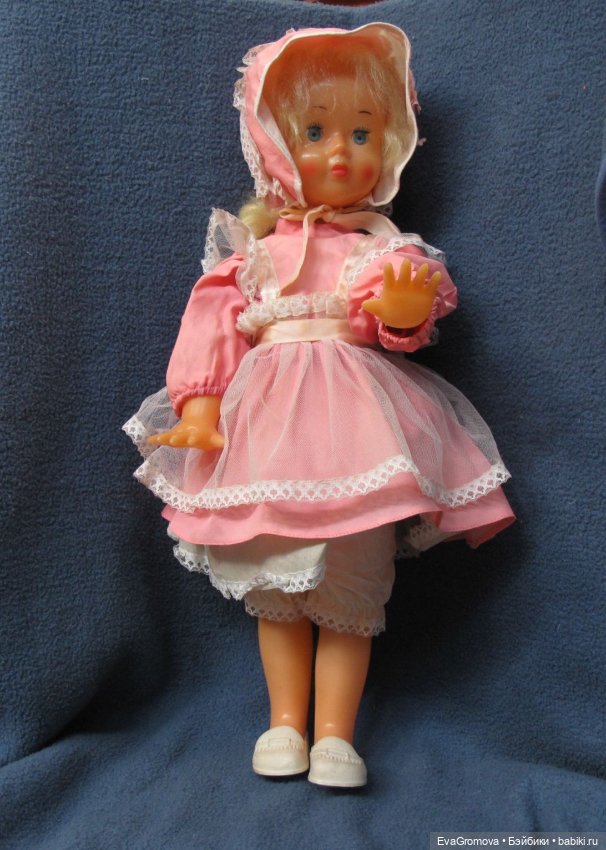 Кукла «Нина» (СССР, фабрика «Кругозор»): костюмы, датировка и цены — где факты, а где мифы