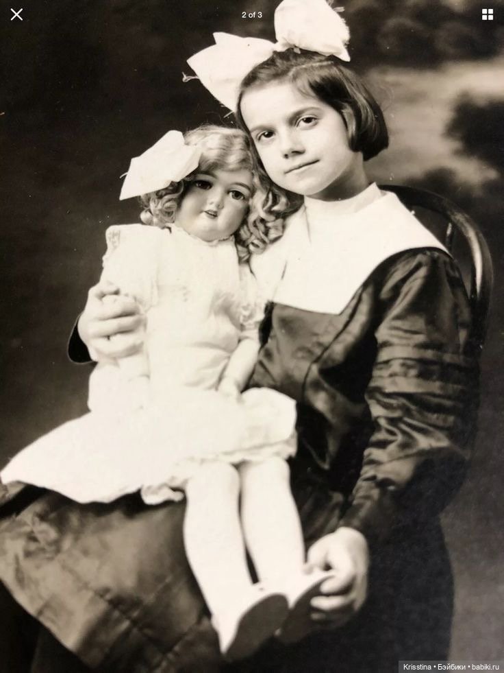 Антикварные и куклы и детки