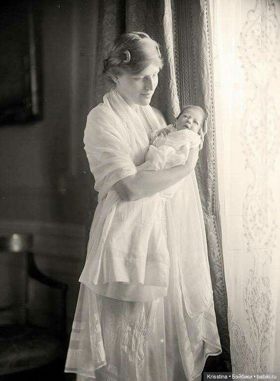 Антикварные и винтажные куклы и детки .Часть третья