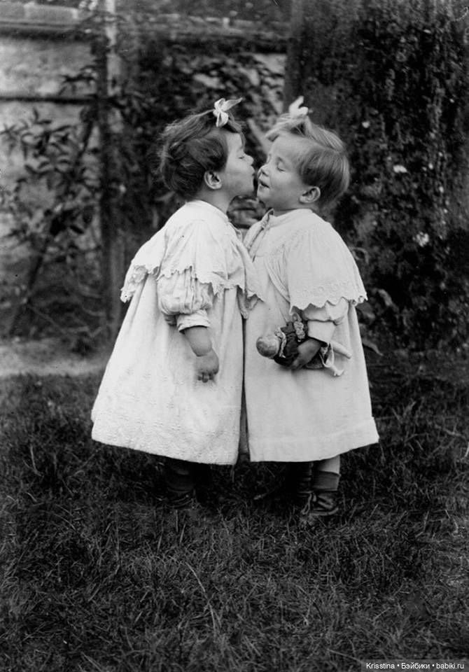 Антикварные и винтажные куклы и детки .Часть третья