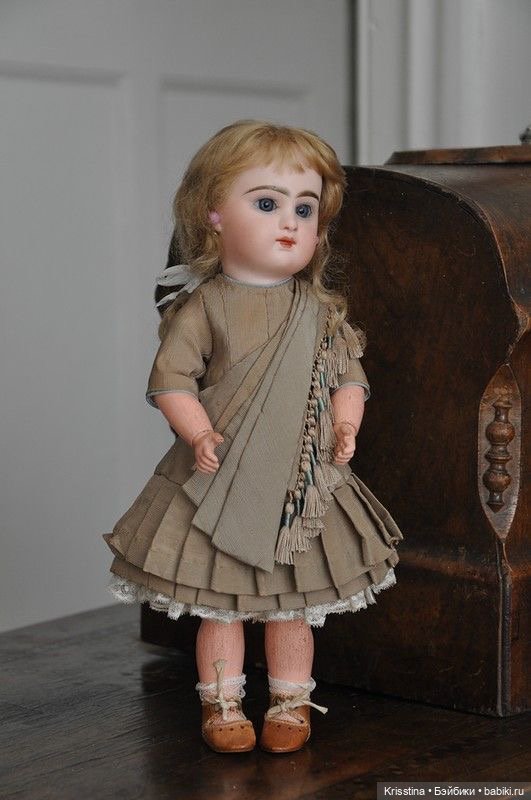 Очарование времени — Всё об антикварных куклах: история