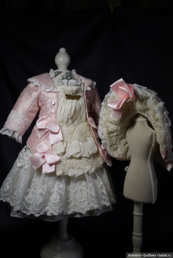Идеи для пошива одежды,антикварных кукол,часть третья