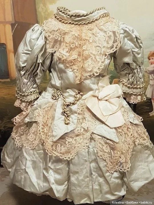 Идеи для пошива одежды,антикварных кукол