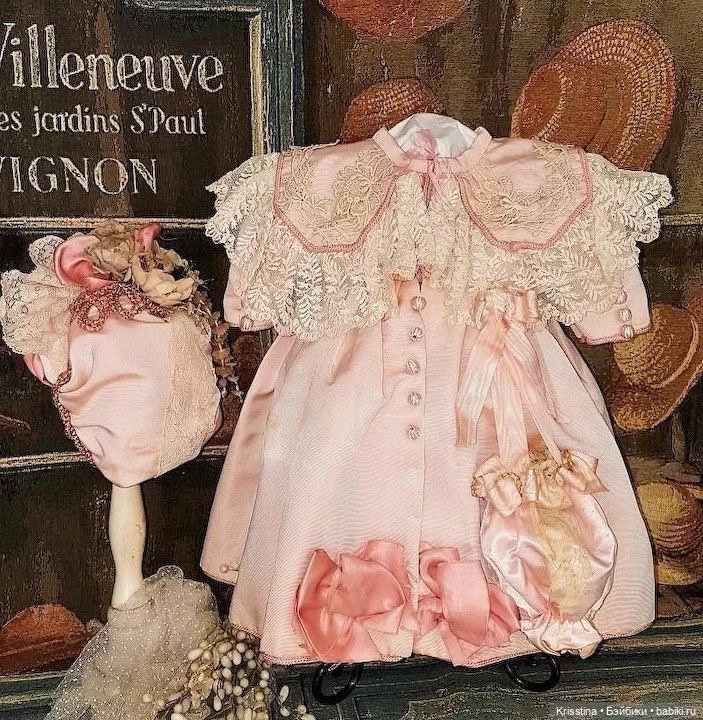 Идеи для пошива одежды,антикварных кукол,часть третья