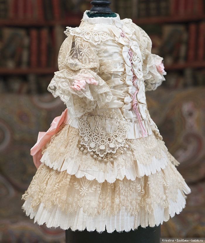 Идеи для пошива одежды,антикварных кукол