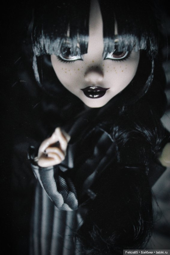 Wednesday 2.0 Rave'n — Куклы Monster High и Ever After High: G1 (фото 9)