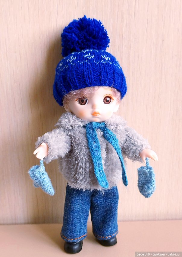 У баболика Алёшки появились теплые одёжки🧤🧣🧥