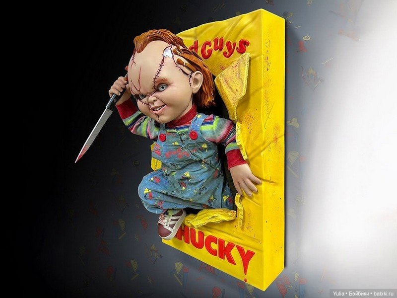 Hollywood Collectibles Group - статуя Чаки (фото 6)