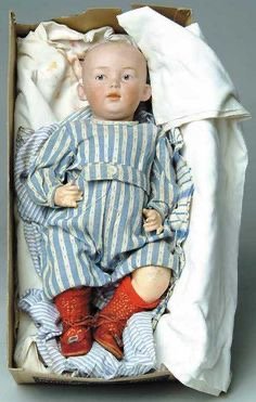 Антикварные игрушки ,куклы,наборы