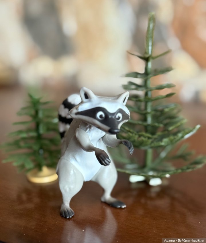 Енотик Мико 🦝 — Куклы Disney Animators и Принцессы Диснея: Disney Store (фото 6)