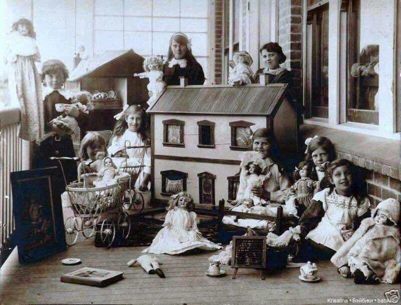 Антикварные домики,игрушки