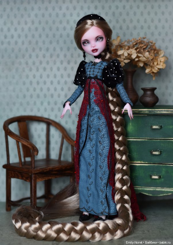 Принцесса из башни — ООАК Monster High и Ever After High: репейнт (фото 3)